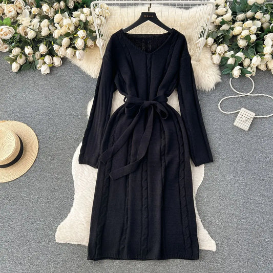 Elegant Women's Knitted Dress